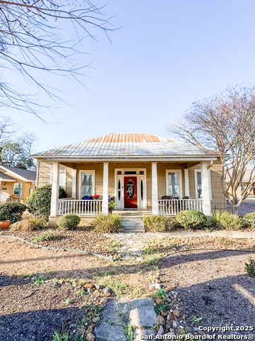 Details for 916-930 E Blanco, Boerne, TX 78006