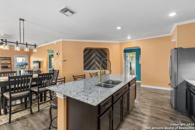 Image 10 of 37 For 7015 Capella Cir