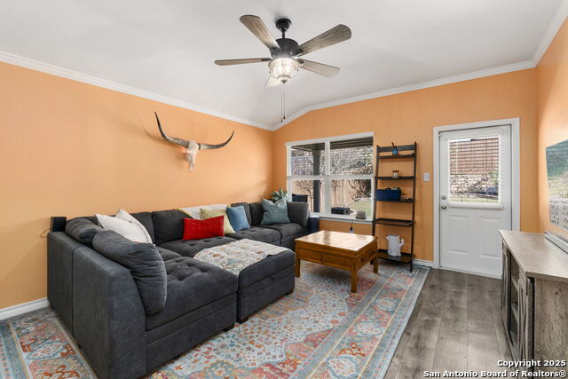 Image 19 of 37 For 7015 Capella Cir