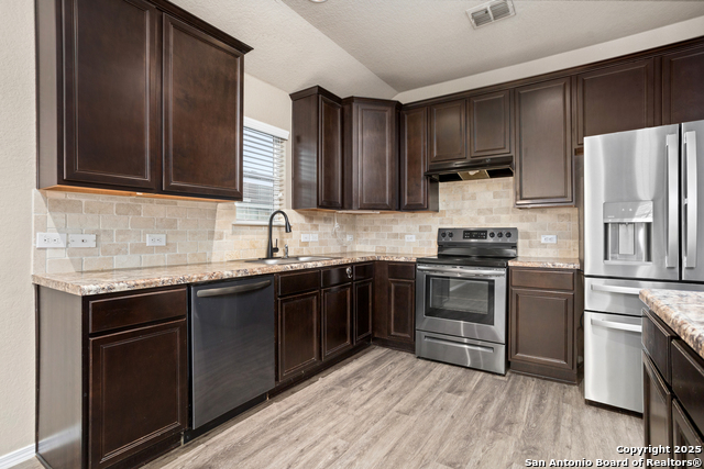 Image 16 of 29 For 7211 Marina Del Rey