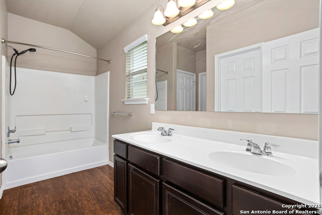 Image 19 of 29 For 7211 Marina Del Rey