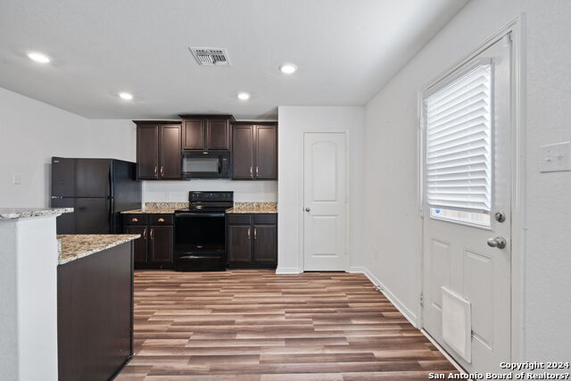 Image 9 of 24 For 3106 Rosalind Way