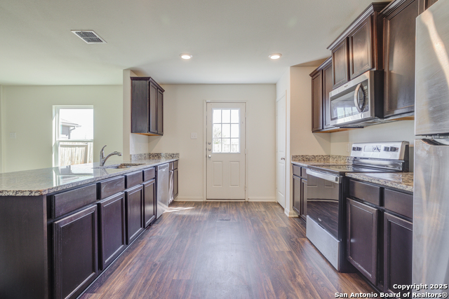Image 14 of 45 For 10847 Monterey Pike