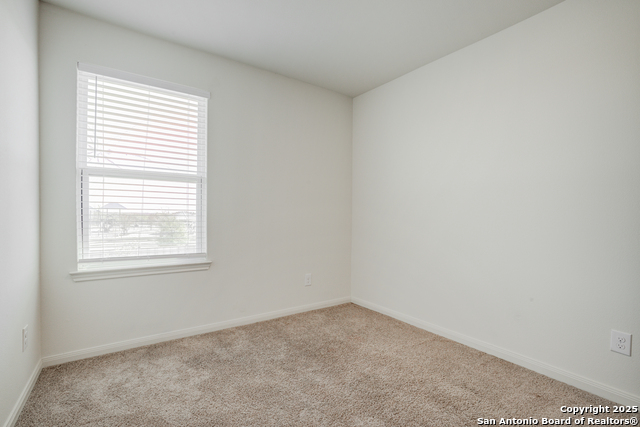 Image 33 of 45 For 10847 Monterey Pike