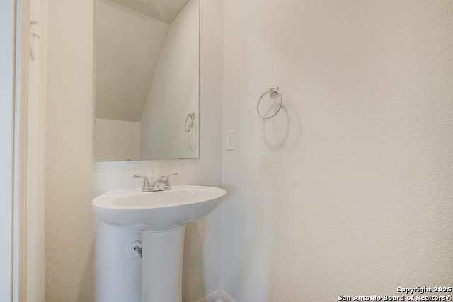 Image 8 of 45 For 10847 Monterey Pike
