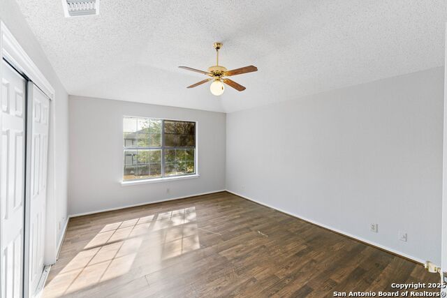Image 14 of 35 For 2222 Muddy Peak Dr