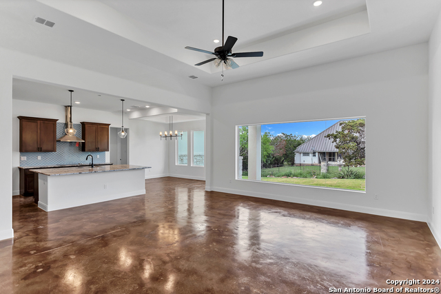 Image 11 of 25 For 102 Prairie  