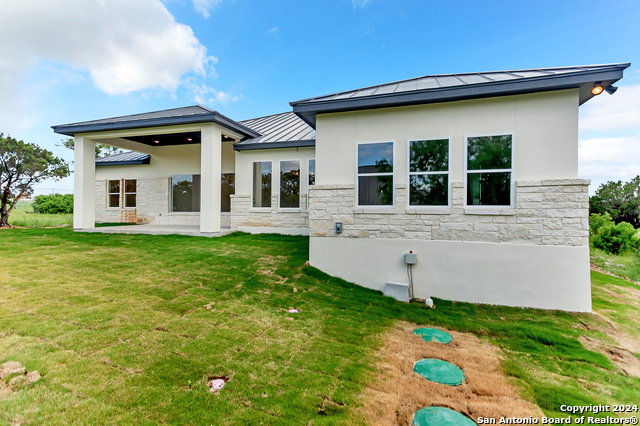 Image 23 of 25 For 102 Prairie  