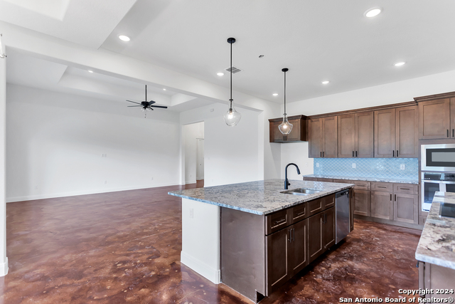 Image 4 of 25 For 102 Prairie  