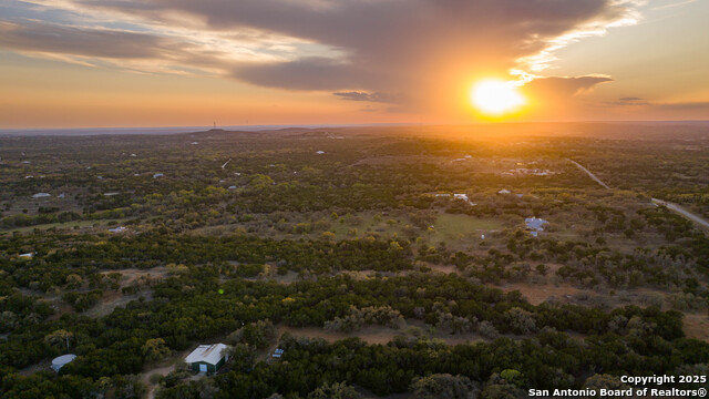 Listing photo id 16 for 1400 Panther Creek