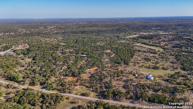 Listing photo id 0 for 1400 Panther Creek
