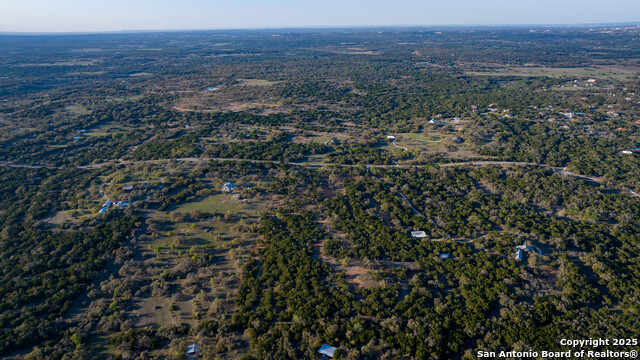 Listing photo id 27 for 1400 Panther Creek