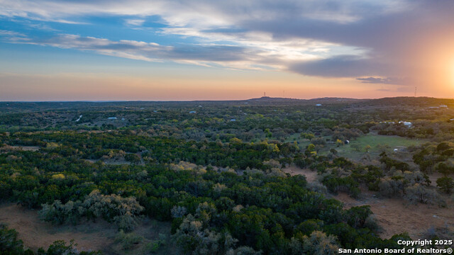 Listing photo id 29 for 1400 Panther Creek