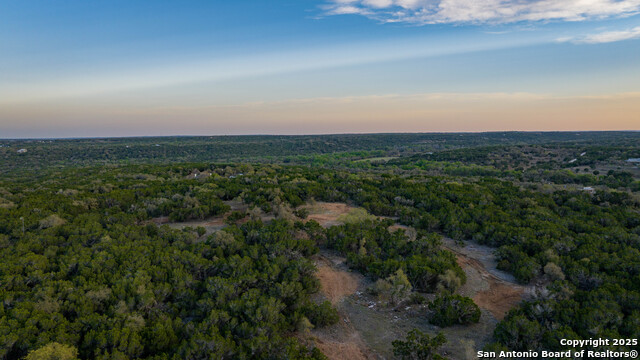 Listing photo id 32 for 1400 Panther Creek