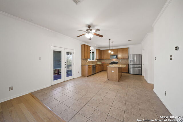 Image 10 of 21 For 815 Windhurst