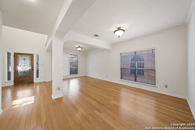 Image 11 of 21 For 815 Windhurst