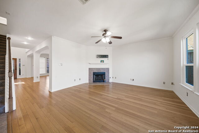 Image 5 of 21 For 815 Windhurst