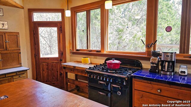 Listing photo id 18 for 474 Lost Ln.