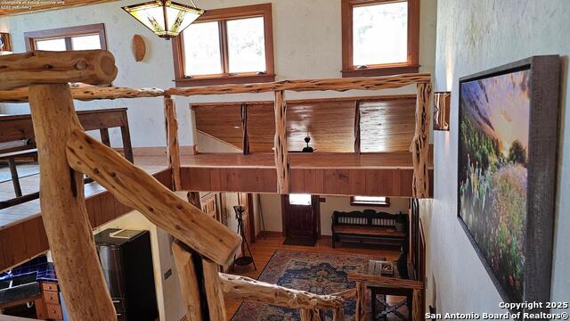 Listing photo id 52 for 474 Lost Ln.