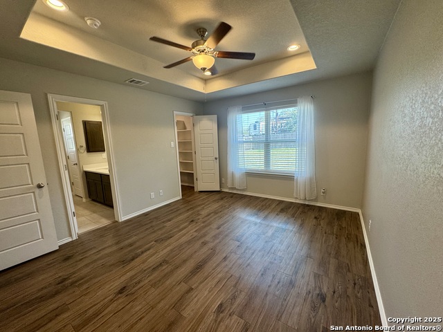 Image 26 of 35 For 484 Burr Oak Ln