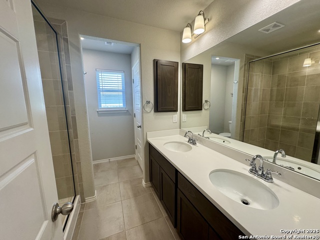 Image 29 of 35 For 484 Burr Oak Ln