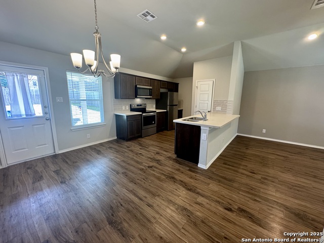 Image 8 of 35 For 484 Burr Oak Ln