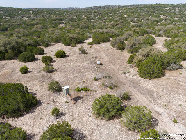 Listing photo id 3 for 10344 Rm 674