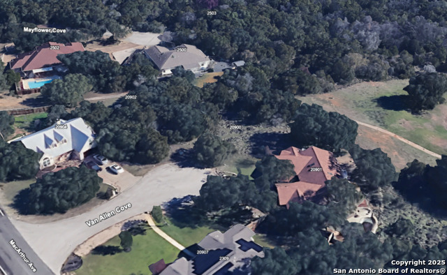 Listing photo id 1 for 20900 Van Allen