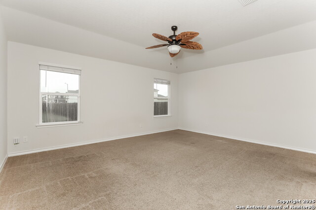 Image 12 of 24 For 2935 Thackery Grv