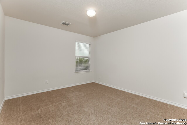 Image 15 of 24 For 2935 Thackery Grv