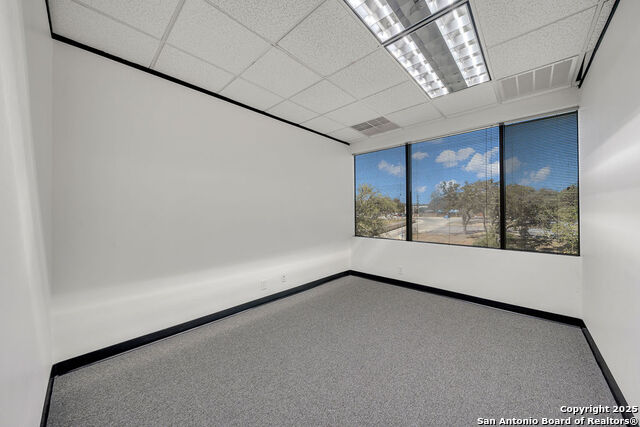 Listing photo id 14 for 4242 Medical 2