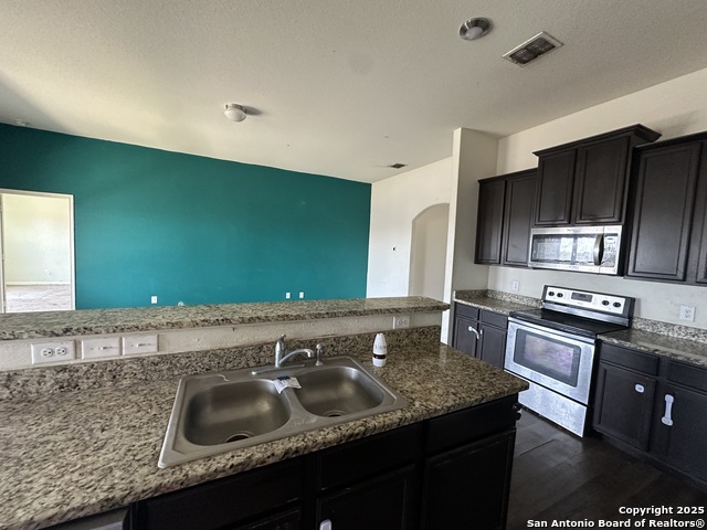 Image 15 of 30 For 6305 Daisy Way