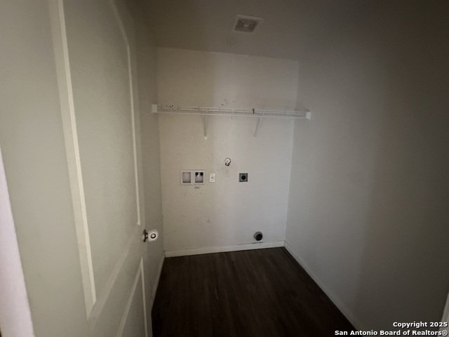 Image 22 of 30 For 6305 Daisy Way