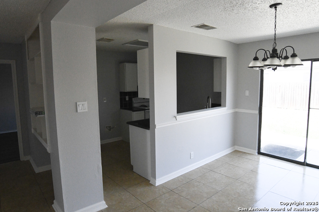Image 4 of 11 For 6131 Ashley Springs Dr