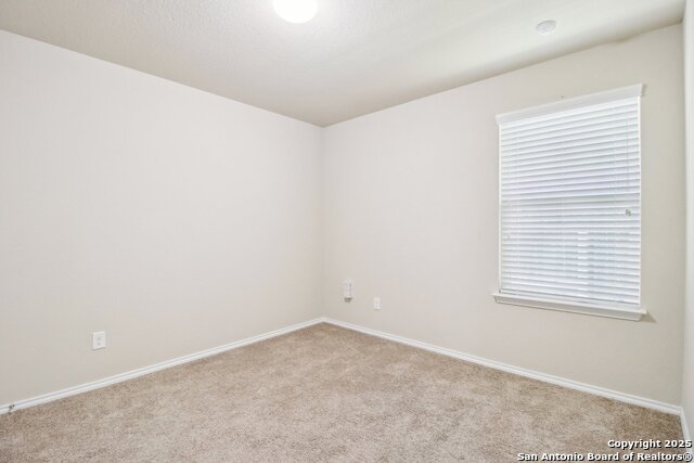 Listing photo id 15 for 7019 Aphrodite Mist