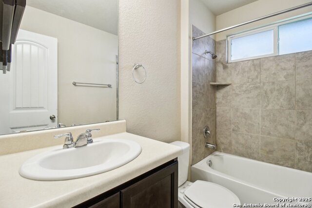 Listing photo id 18 for 7019 Aphrodite Mist