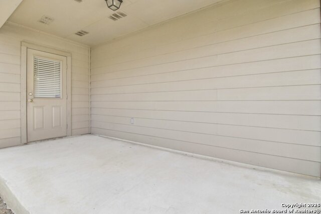 Listing photo id 19 for 7019 Aphrodite Mist