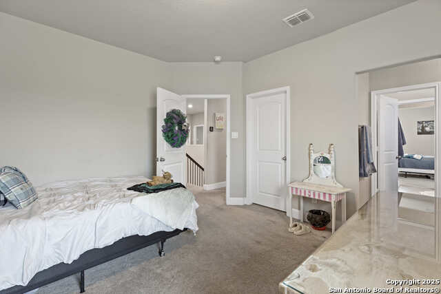 Listing photo id 23 for 6527 Tallow Way