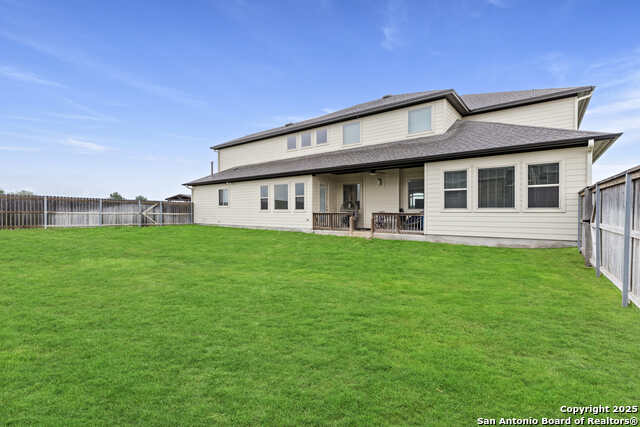 Listing photo id 27 for 6527 Tallow Way
