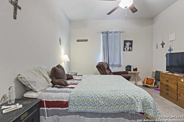 Listing photo id 30 for 6527 Tallow Way