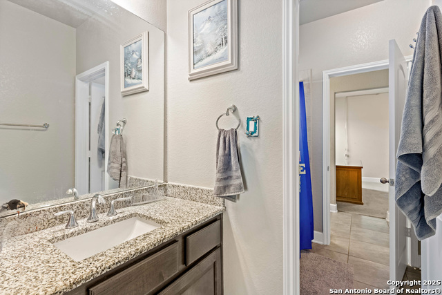 Listing photo id 40 for 6527 Tallow Way