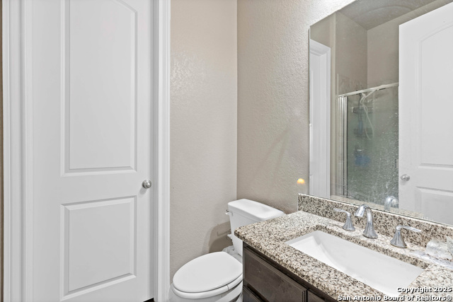 Listing photo id 41 for 6527 Tallow Way