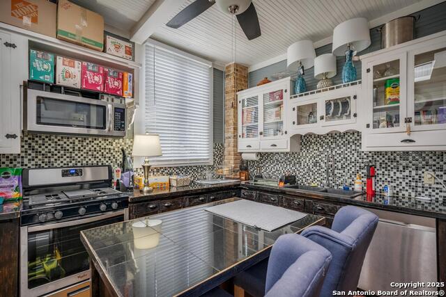 Listing photo id 10 for 225 Craig W