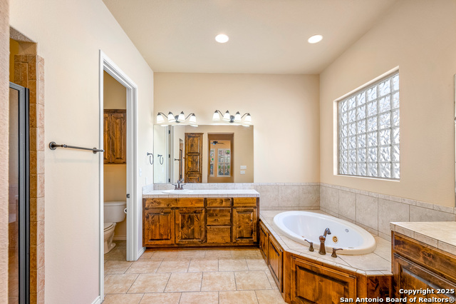 Listing photo id 10 for 2789 Indian Wells