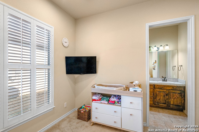 Listing photo id 14 for 2789 Indian Wells