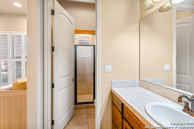 Listing photo id 15 for 2789 Indian Wells