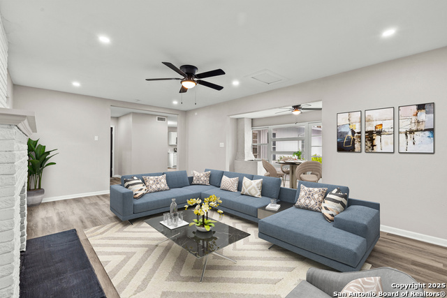 Details for 2406 Kings W, San Antonio, TX 78228
