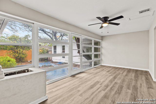Image 9 of 16 For 2406 Kings W