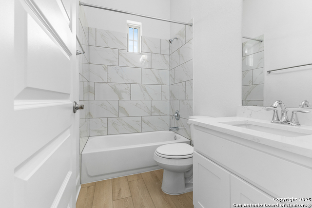 Image 22 of 32 For 241 Timber Pl