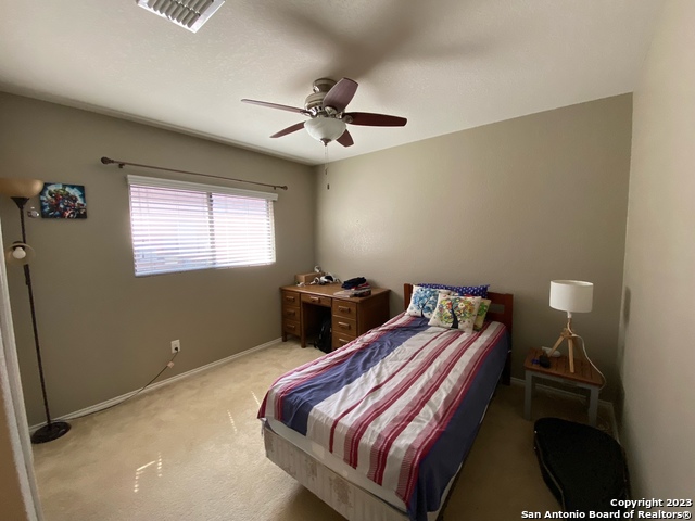 Listing photo id 18 for 4023 Ashleaf Pecan